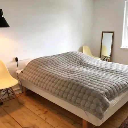 Semesterbostad Personal On Beautiful Aero